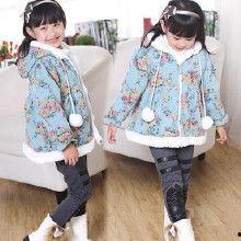 韩国成人碎花棉衣视频,成人碎花棉衣潮流穿搭指南